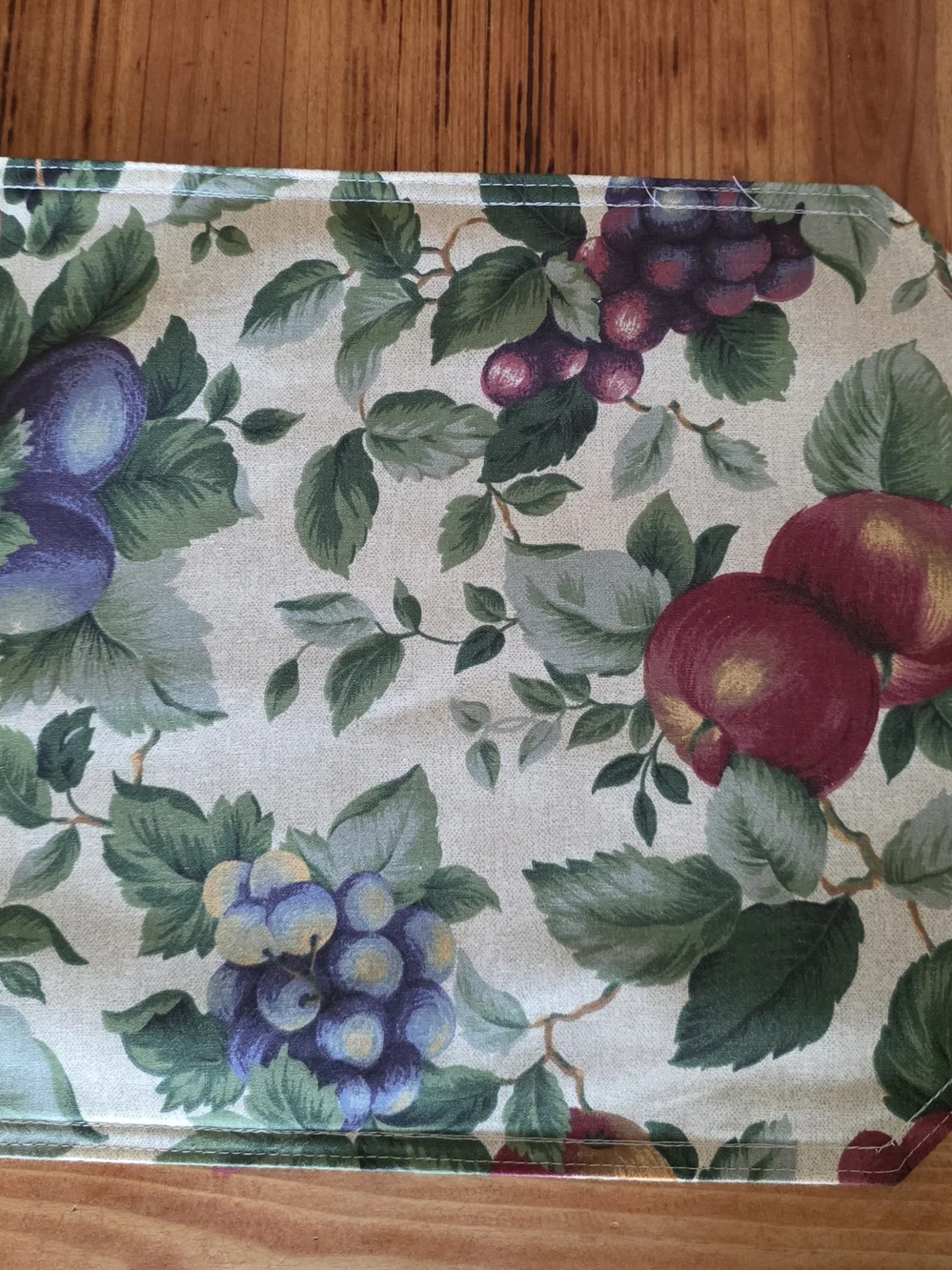 1990'S Vintage Fruit Pattern Placemat in Green, Purple, Red and Yellow